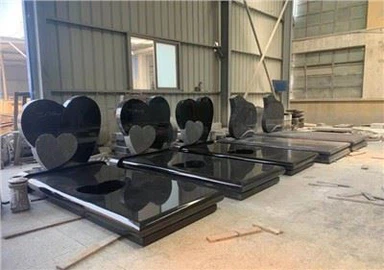 यूरोपियन हार्ट टॉम्बस्टोन और स्मारक